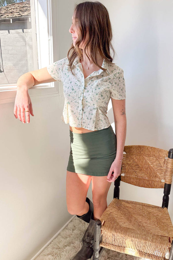Floral Button Up Top
